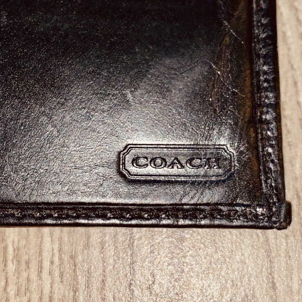 Coach Black Signature Pattern Wallet - Picture 4 of 4